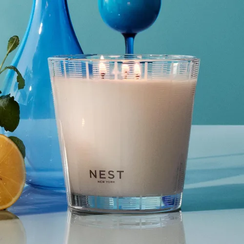 Vista 3 de NEST New York - Vela perfumada con tres mechas, limón y menta de Amalfi - 21.2 oz - Hasta 100 horas de tiempo de combustión - Recipiente de vidrio