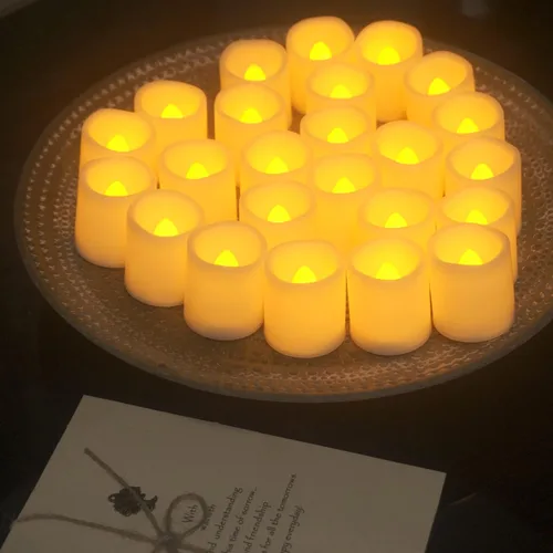 Vista 4 de CANDLE CHOICE Velas votivas sin llama que funcionan con pilas con temporizador, pequeñas luces LED con temporizador de ciclo diario automático