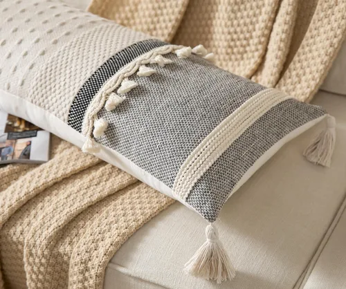 Vista 4 de Caflife Funda de almohada lumbar decorativa boho de 14x36 pulgadas, almohadas largas decorativas para cama, funda de almohada tejida en negro