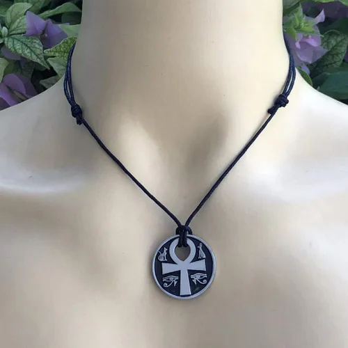 Vista 3 de Joyería pagana Ankh Cruz de la vida Anubis Bastet Bast Eye of Ra Horus Amuleto de protección egipcia para hombres y mujeres, collar con dije