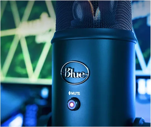 Vista 2 de Blue Yeti USB Mic para grabar y transmitir en PC y Mac, 3 cápsulas de condensador, 4 patrones de captación, salida de auriculares y control