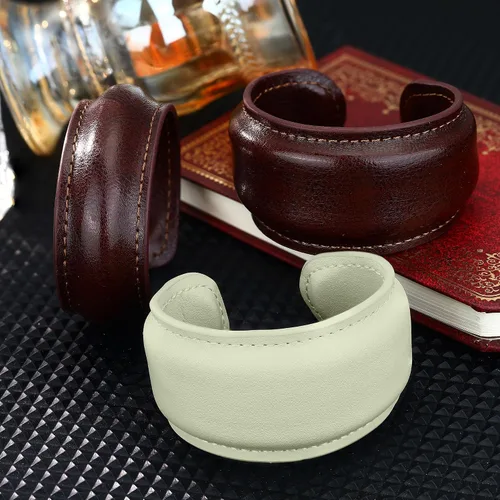 Vista 9 de EVEYE Pulsera de cuero marrón vintage 2026, brazalete abierto de cuero ancho, joyería retro