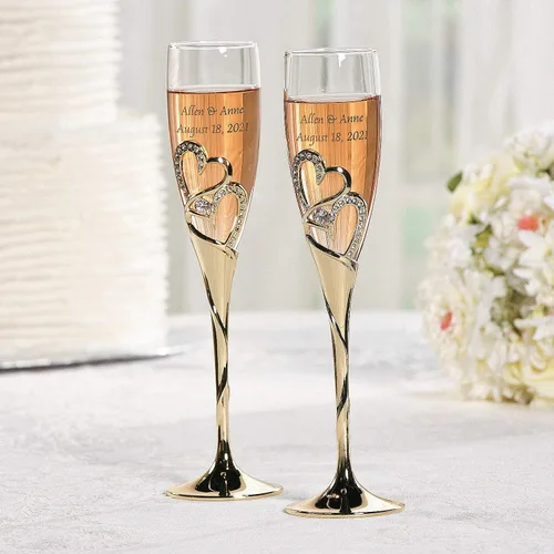 Vista 4 de Fun Express Flautas de boda personalizadas prémium con corazón apilado dorado - Decoración para el hogar