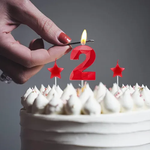 Vista 3 de Velas de primer cumpleaños y velas de corazón de estrella de 2.76 pulgadas para decoración de pasteles de cumpleaños, boda, aniversario, celebración