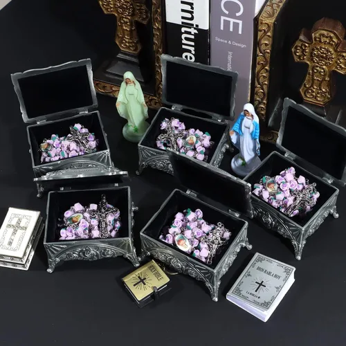 Vista 6 de WHLHMK Rosario católico con caja de joyería de rosas, collar de rosario de arcilla polimérica con caja de joyería de metal vintage, regalos