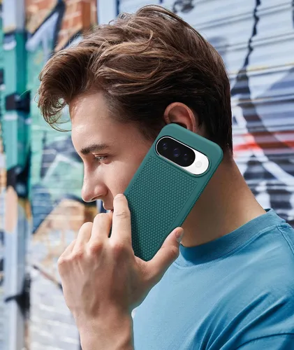 Vista 405 de FNTCASE Funda para iPhone 17 Pro: Fundas delgadas translúcidas de color azul claro compatibles con MagSafe, protección completa de la cámara