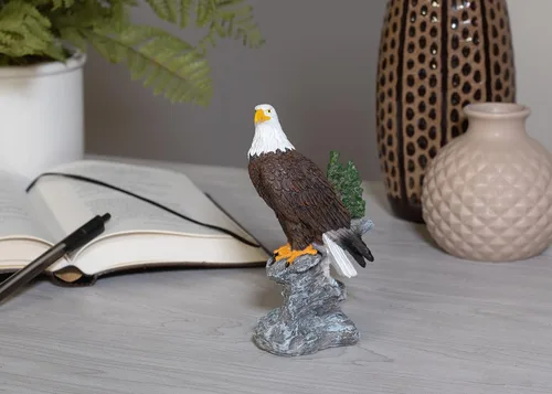 Vista 5 de Dicksons Eagle On Stone - Figura decorativa de mesa de piedra de resina, color marrón natural, 6 pulgadas