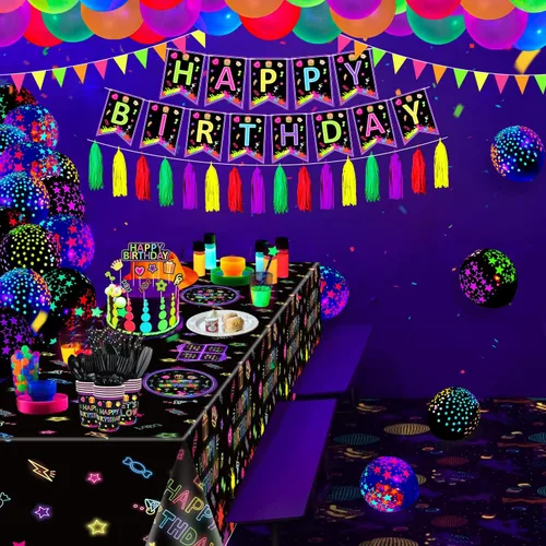 Vista 5 de Paquete de 247 suministros de fiesta de neón que brillan en la oscuridad, decoraciones de fiesta con luz negra, platos, pancartas de luz negra