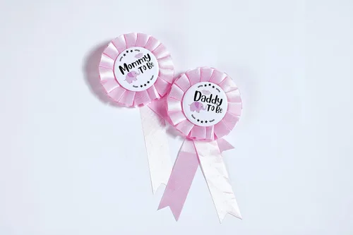 Vista 5 de HAPPYLAND - Decoraciones de baby shower para niña, juego de elefante rosa para bebé, hojalata, insignia de mamá para ser y papá para baby shower