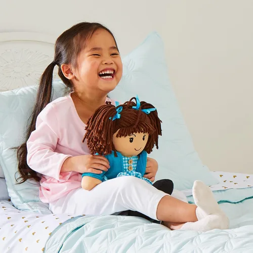 Vista 8 de Let's Make Memories Muñeca de trapo personalizada - Muñeca Mini-Me - Muñeca para niñas - Juguete para niñas - Pelo negro