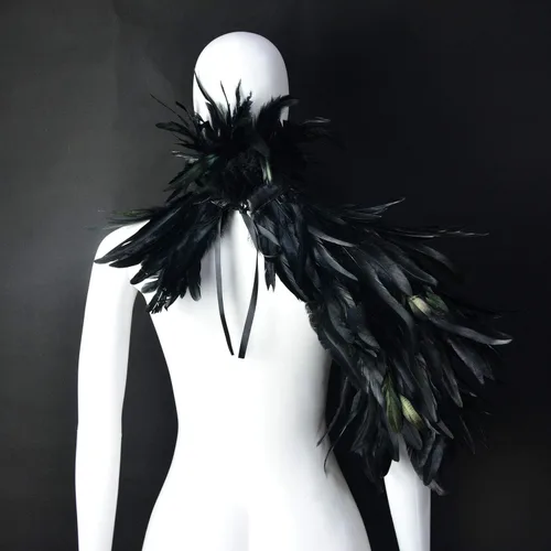 Vista 6 de Homelex, chal de pluma natural negro gótico con cuello de gargantilla