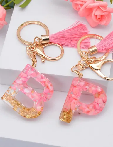 Vista 2 de MBOAH Llavero de letra inicial rosa para mujeres, niños, adolescentes, niñas, hermanas, parejas, lindos accesorios de llavero para llaves
