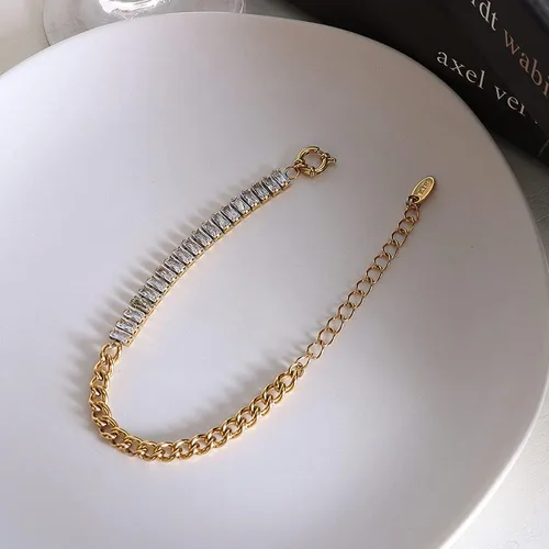 Vista 5 de A D. ALLEN & DANMI. AD Jewelry - Brazalete de acero inoxidable chapado en oro de 18 quilates para el amor
