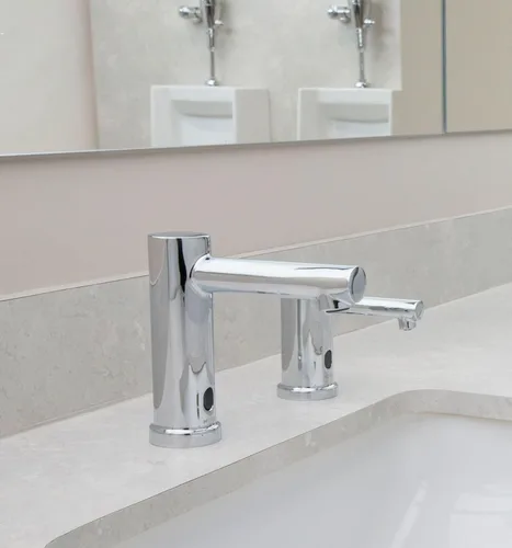 Vista 2 de Moen Chrome M-Power Align 8560 - Dispensador de jabón de espuma sin contacto con manos libres, moderno, montado en cubierta, con sensor