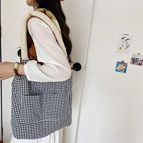 Vista 5 de Bolsa de piel sintética para mujer y niña, tipo bandolera, linda, grande, con diseño de oso de felpa para compras o citas