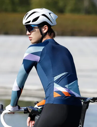 Vista 7 de INBIKE Camiseta de ciclismo de manga larga transpirable y de secado rápido con 3 bolsillos traseros para hombres y mujeres