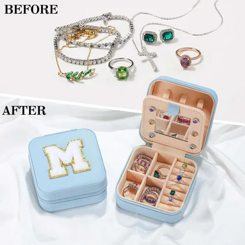 Vista 3 de Parima - Joyero pequeño esencial para viajes, organizador de joyerìa, regalo de hija para mamá, azul cielo, letra T