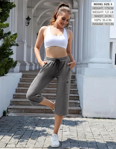 Vista 2 de SPECIALMAGIC Pantalones capri de yoga para mujer, pantalones capri cargo de pierna recta con 5 bolsillos
