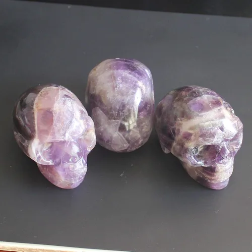 Vista 7 de Figura de calavera de cristal tallada a mano de 2 pulgadas para decoración del hogar (amatista)