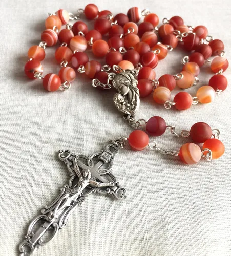 Vista 2 de elegantmedical Hecho a mano Tibet ágata roja/cornalina cuentas católicas 5 Décadas Santa María Niño Rosario Collar Cruz Crucifijo y caja de regalo