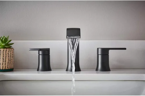 Vista 2 de Moen 84763BL Genta Grifo de baño de 2 manijas de 8 pulgadas en negro mate