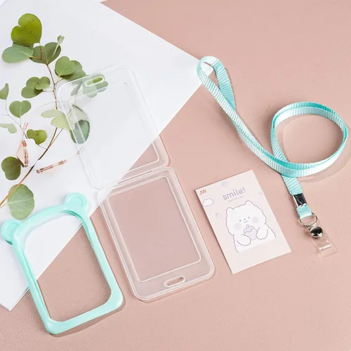 Vista 3 de IUAQDP 4 piezas de soporte para tarjetas de identificación de oso pequeño con cordón plano para el cuello, lindo estuche para tarjetas