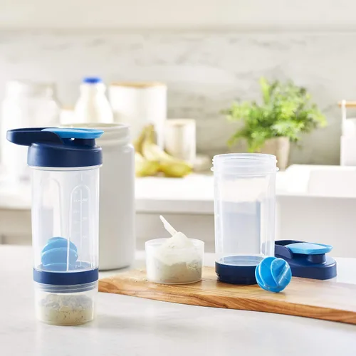 Vista 5 de Amazon Basics Botella mezcladora de proteínas con bola mezcladora, tazas para batidos, 20 onzas, paquete de 2, azul, 4.6 x 3.5 x 9.1 in