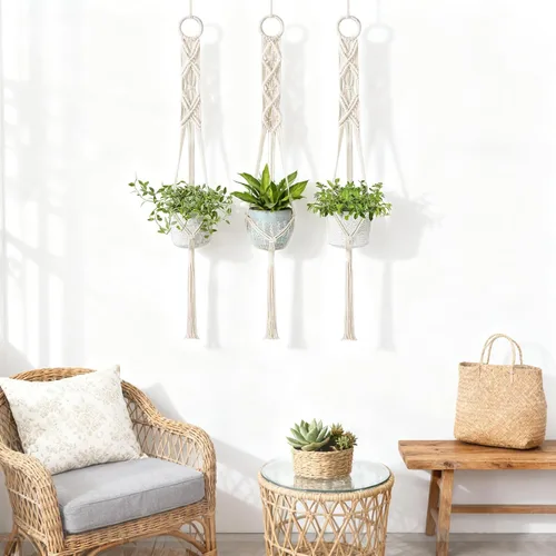 Vista 3 de Mkono Paquete de 3 perchas de macramé de 39 pulgadas para colgar en la pared de interiores, cesta para macetas, soporte para macetas, decoración