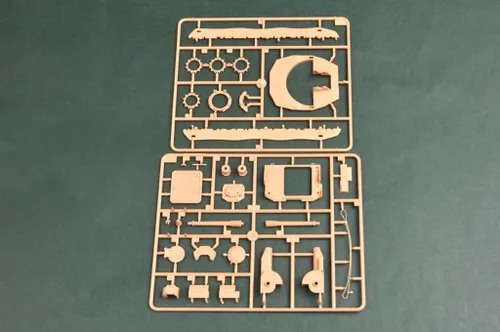 Vista 3 de Hobby Boss Kit de construcción de modelo de vehículo IFV CV90-40 sueco