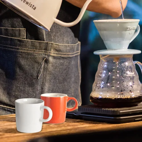 Vista 4 de homEdge Mini Taza de Espresso de Porcelana, 4 Onzas / 120 ml Pequeñas Tazas de Café Cerámicas Demitasse para Espresso, Té - Juego de 6