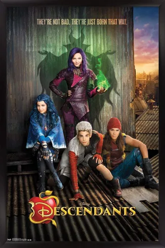 Vista 8 de Disney Descendants - Póster de pared de Key Art, 22.4 pulgadas de largo x 14.7 pulgadas de ancho, versión enmarcada de madera de granero