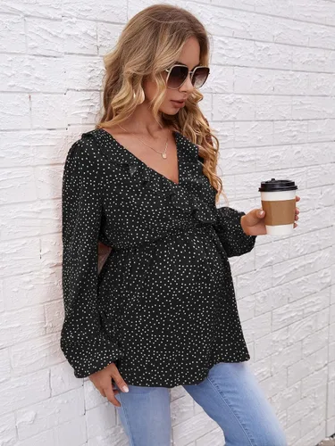 Vista 4 de OYOANGLE Blusa de maternidad con cuello en V y manga larga con volantes para embarazo