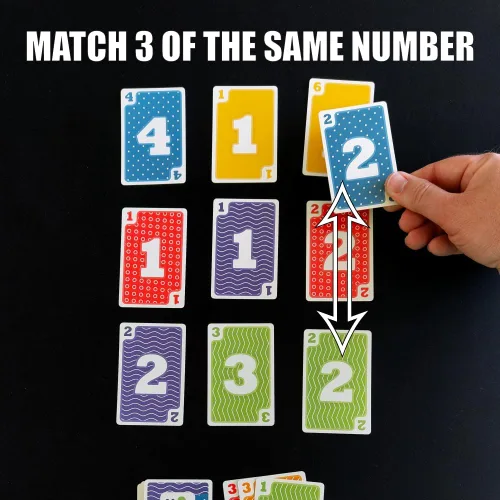 Vista 4 de Double Match Emocionante y divertido juego de cartas familiar Fácil de aprender y jugar
