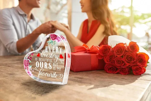 Vista 2 de PETCEE Regalos para el Día de la Madre de parte de hija, hijo, Every Love Story is Beautiful Day Keepsake Gifts for Wife from Husband Anniversary