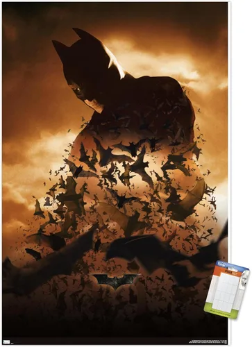 Vista 11 de DC Comics Batman Begins - Póster de pared de una hoja de Batman, 22.4 pulgadas de largo x 14.7 pulgadas de ancho, versión enmarcada de madera