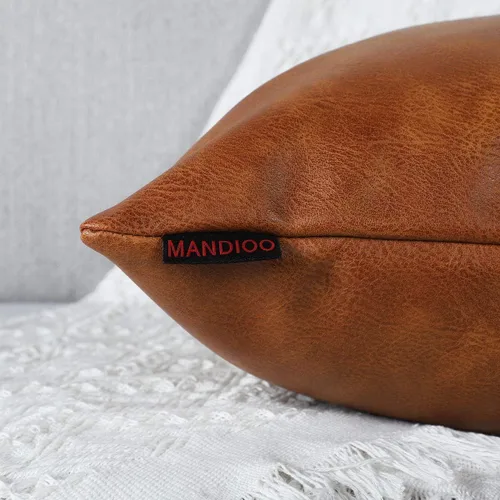 Vista 4 de MANDIOO Juego de 2 fundas de almohada decorativas de piel sintética modernas y sólidas para exteriores, fundas de almohada de lujo para sofá, cama