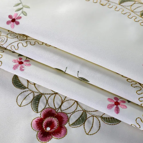 Vista 6 de Mantel bordado de damasco rosa camelia, rectangular, color blanco roto 42 x 60 pulgadas