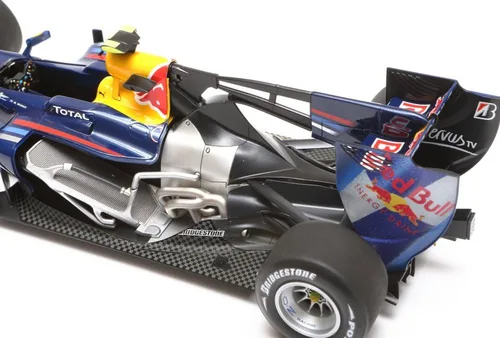 Vista 8 de Tamiya 300020067 1:20 Red Bull Racing Renault RB6