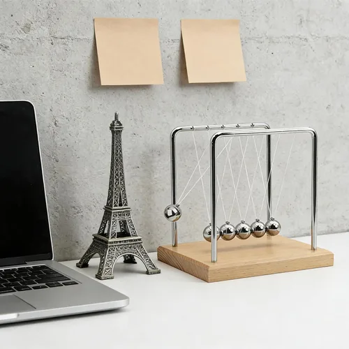 Vista 2 de Newton's Cradle - Pelotas oscilantes con péndulo de equilibrio con base de haya, juguete de ciencia y física, juguete para calmar la ansiedad Base