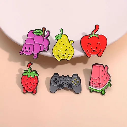 Vista 3 de Broche esmaltado de gato lindo para chaquetas, mochilas, 7 piezas de dibujos animados de animales esmaltados, insignias para mujer, fresa dulce