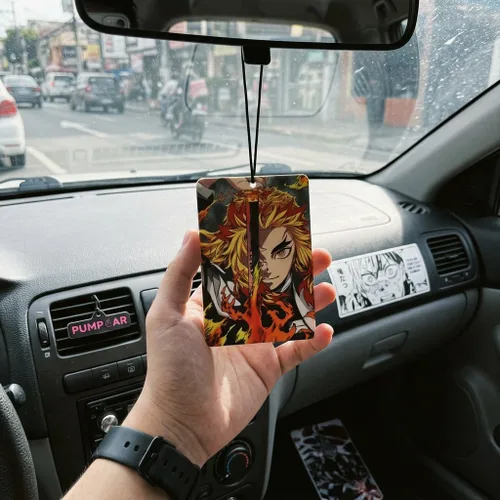 Vista 3 de PumpCar Ambientador japonés de doble cara Kamado Tanjiro Kyojuro Rengoku japonés colgante de cereza perfumado Anime Cool para espejo retrovisor