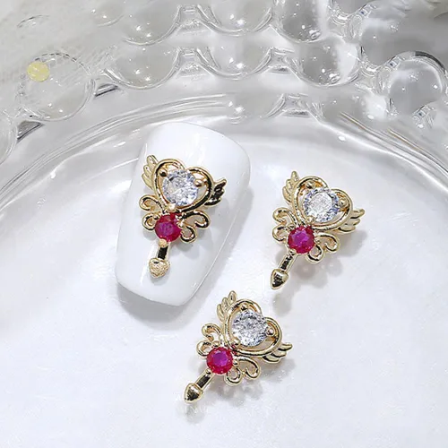 Vista 5 de 8 dijes de uñas 3D con forma de cetro de corazón y circón, estrella de lujo, diamantes de imitación para uñas, corazones brillantes, estrellas