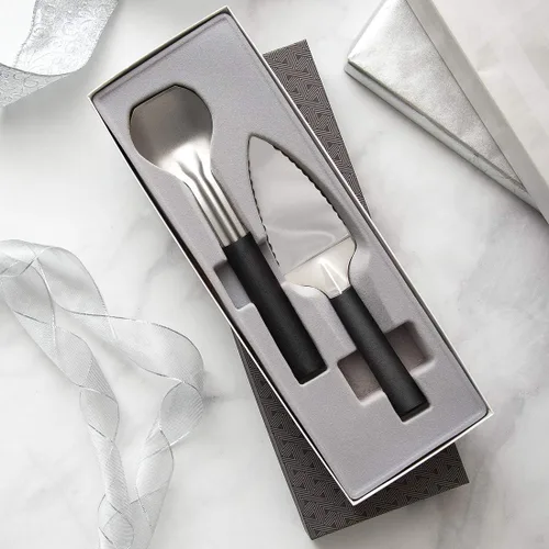 Vista 3 de Rada Cuchara para pastel de cubiertos y helado - Juego de regalo Pie A 'La Mode con asas de resina de acero negro