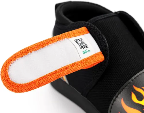 Vista 6 de ikiki Zapatillas deportivas para niños pequeños y niños pequeños. Tenis de ajuste espacioso. Nota no chirriantes, puntera y talón de cuero vegano