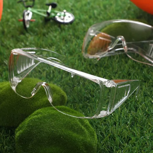 Vista 8 de Queekay Gafas de seguridad sobre anteojos Gafas de protección contra polvo, impacto y arañazos para hombres, mujeres, enfermeras, trabajadores