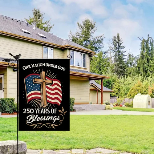 Vista 5 de Blessings America Bandera de Jardín 250, Una Nación Bajo Dios, Diseño de Cruz Patriótica del 250º Aniversario de EE.UU., Arpillera de Doble Cara, 12