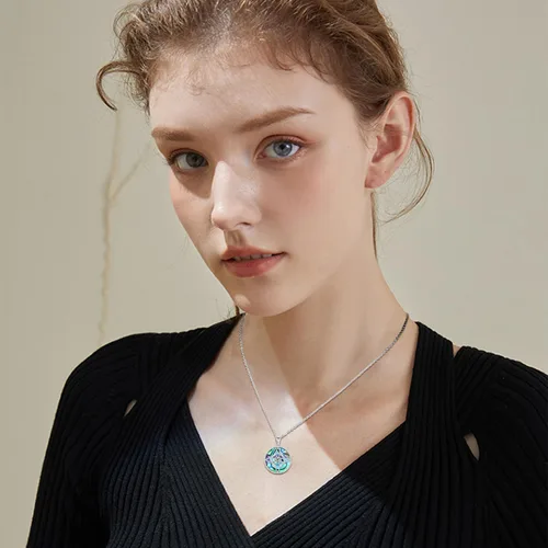 Vista 3 de Collar de nudo de brujas para mujer