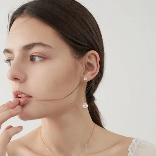 Vista 4 de UBGICIG 13 pares de aretes de perlas para mujer, aretes de aro de perlas ligeros, aretes de perlas circulares, aretes colgantes largos de perlas