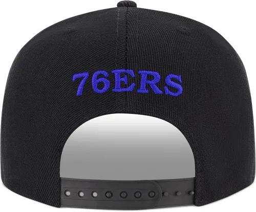 Vista 3 de Ultra Game Gorra de béisbol negra Ultimate oficial de sarga con broche a presión de la NBA para hombres