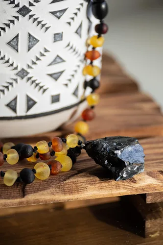 Vista 4 de Karelian Heritage Authentic Baltic Amber Necklace for Women and Men with Tumbled Rich Honey Amber Beads Natural Baltic Amber Jewelry for Adults